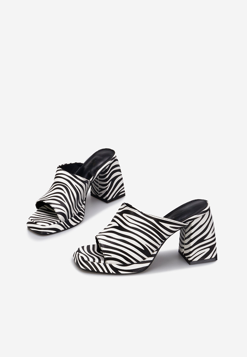 Papuci cu toc Aramy zebra