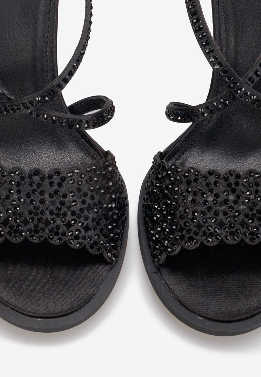 Sandale cu toc subtire Kemyra negre