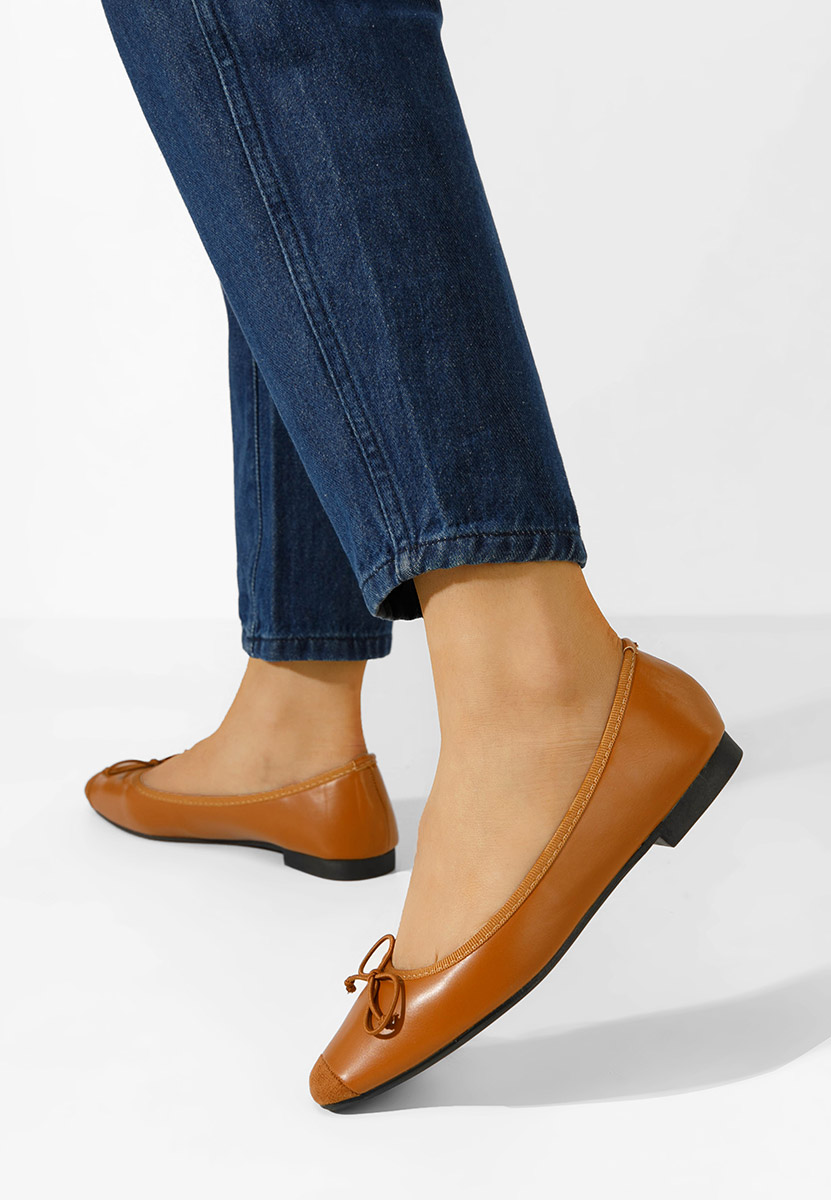 Balerini dama Sarina camel