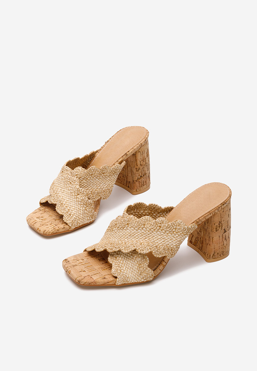 Papuci cu toc Alianna camel