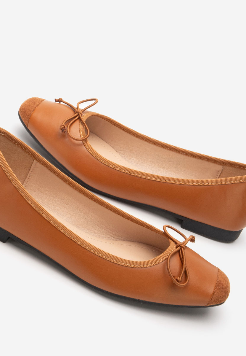 Balerini dama Sarina camel