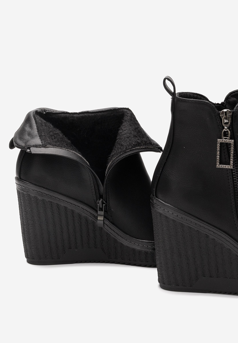 Botine cu platforma Pricila negre