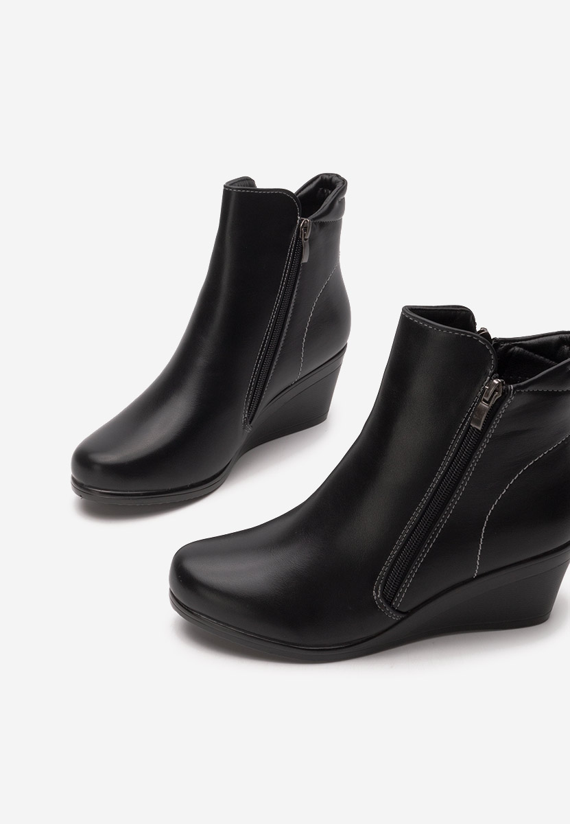 Ghete cu platforma Armandina negre