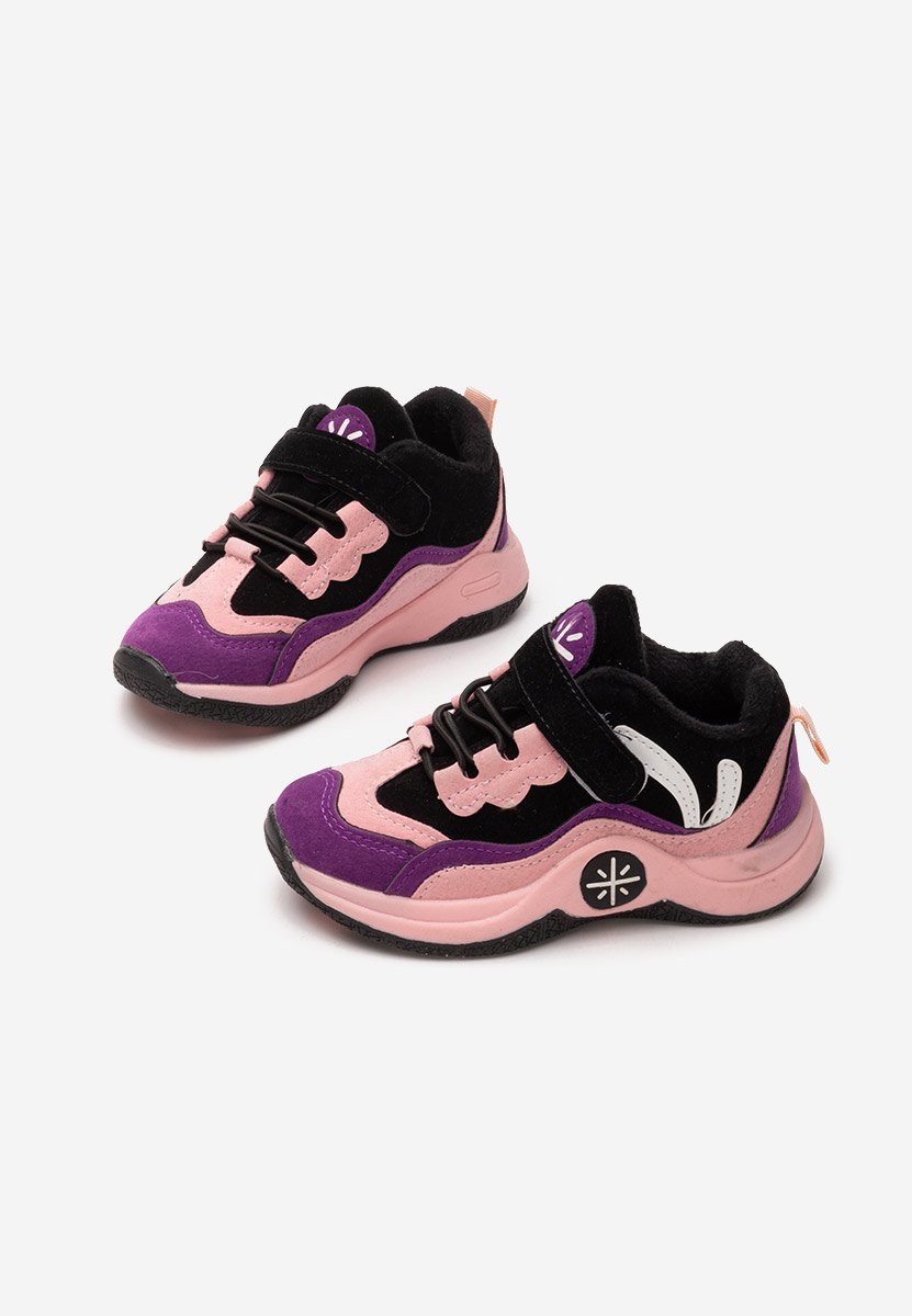 Sneakers fete Nilsa roz
