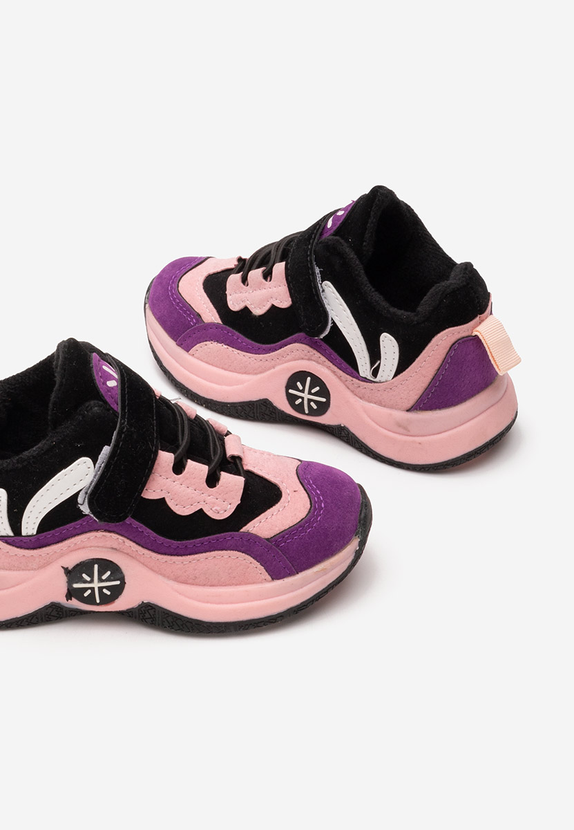 Sneakers fete Nilsa roz