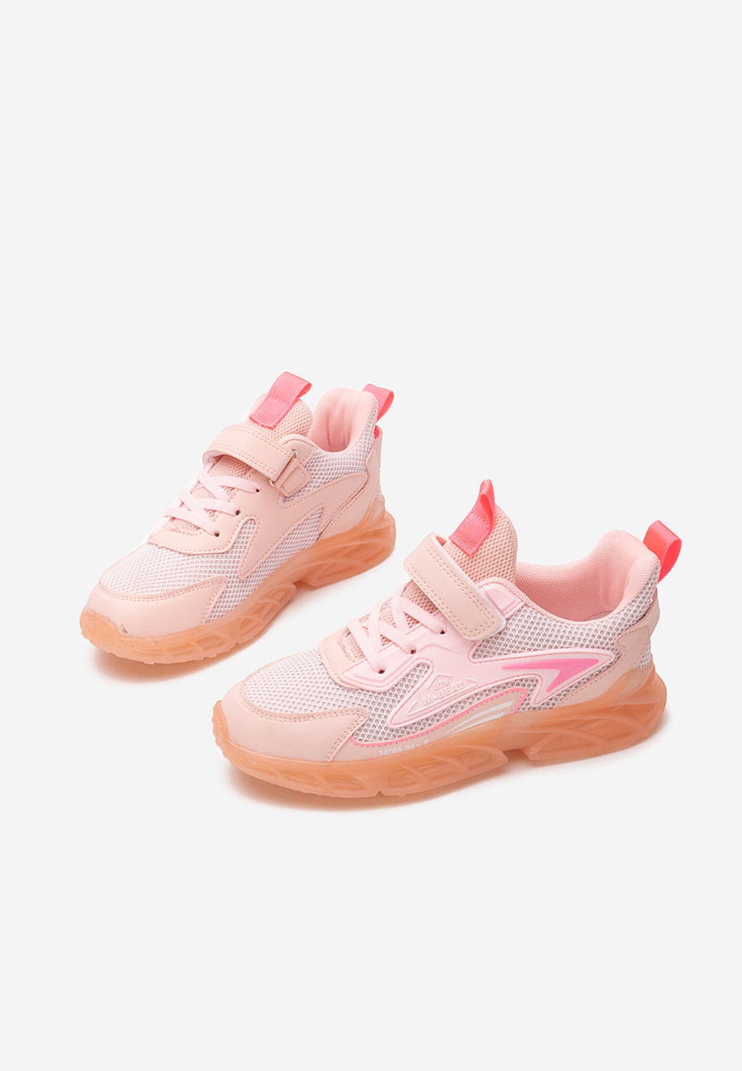 Sneakers fete Twimpy roz