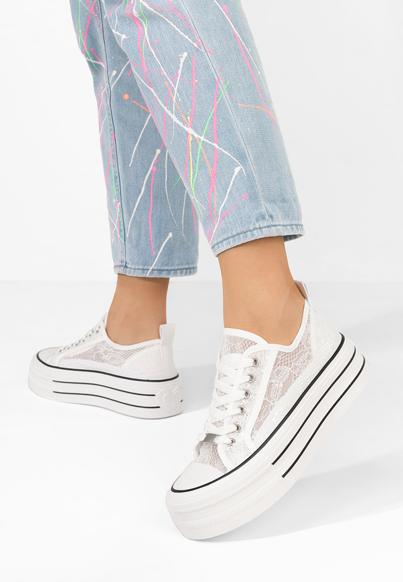 Tenisi dama Iluminada albi