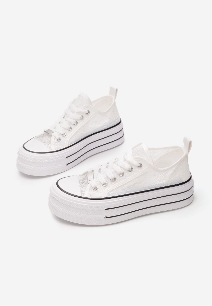 Tenisi dama Iluminada albi