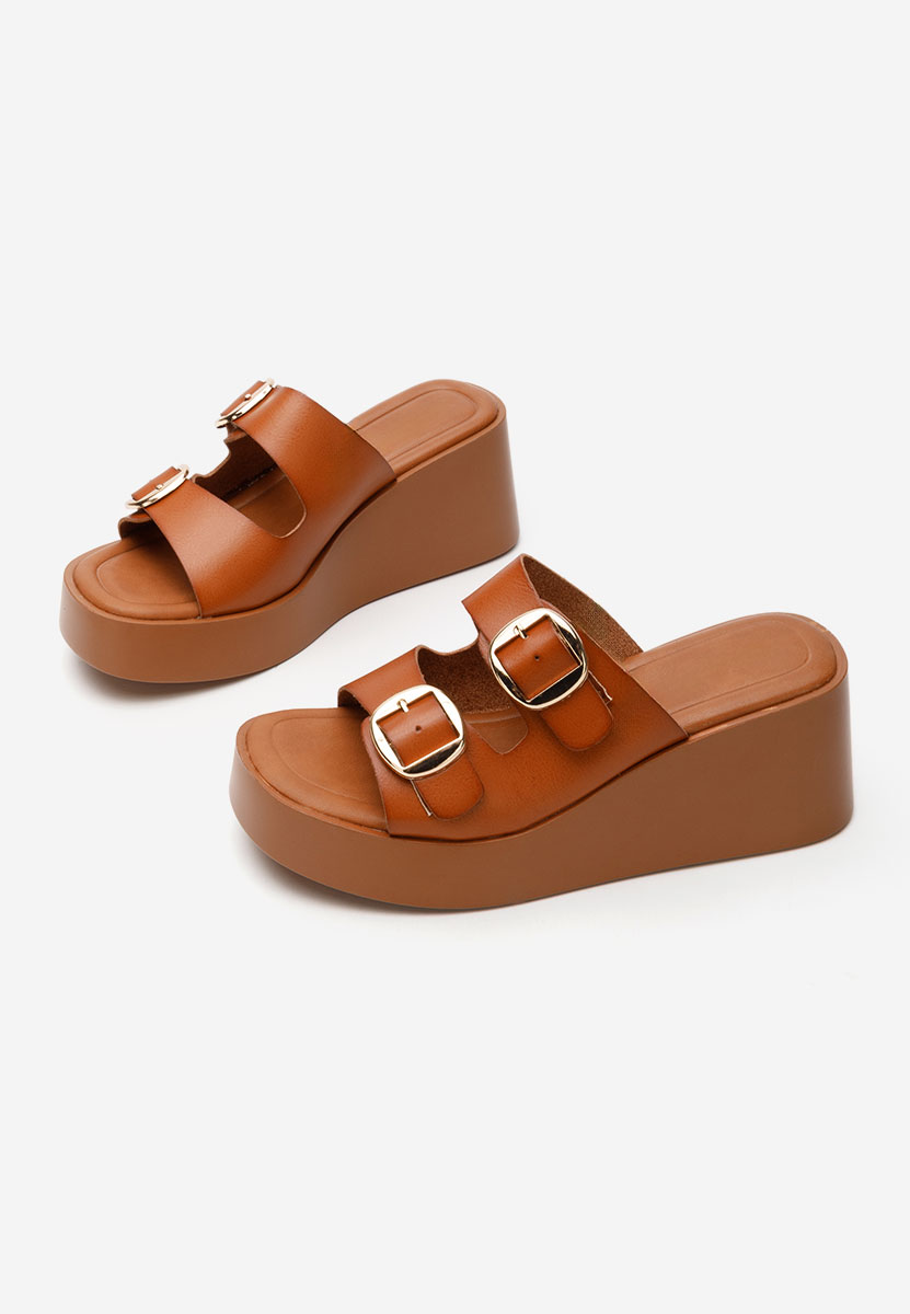 Papuci cu platformă Petricia camel