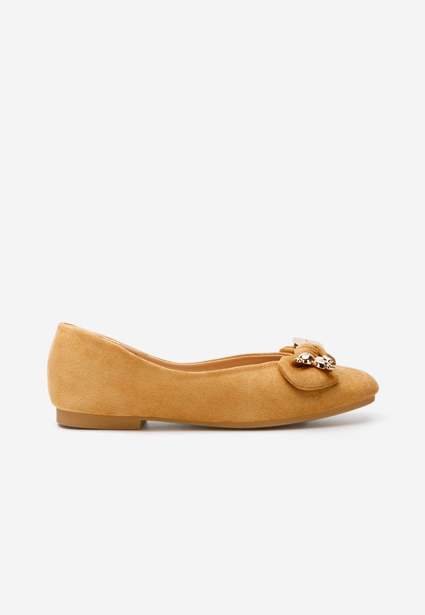 Balerini dama Bethania camel