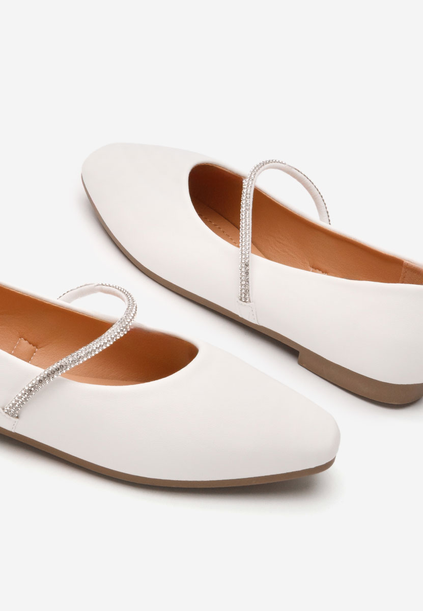 Balerini eleganti Aglaia albi