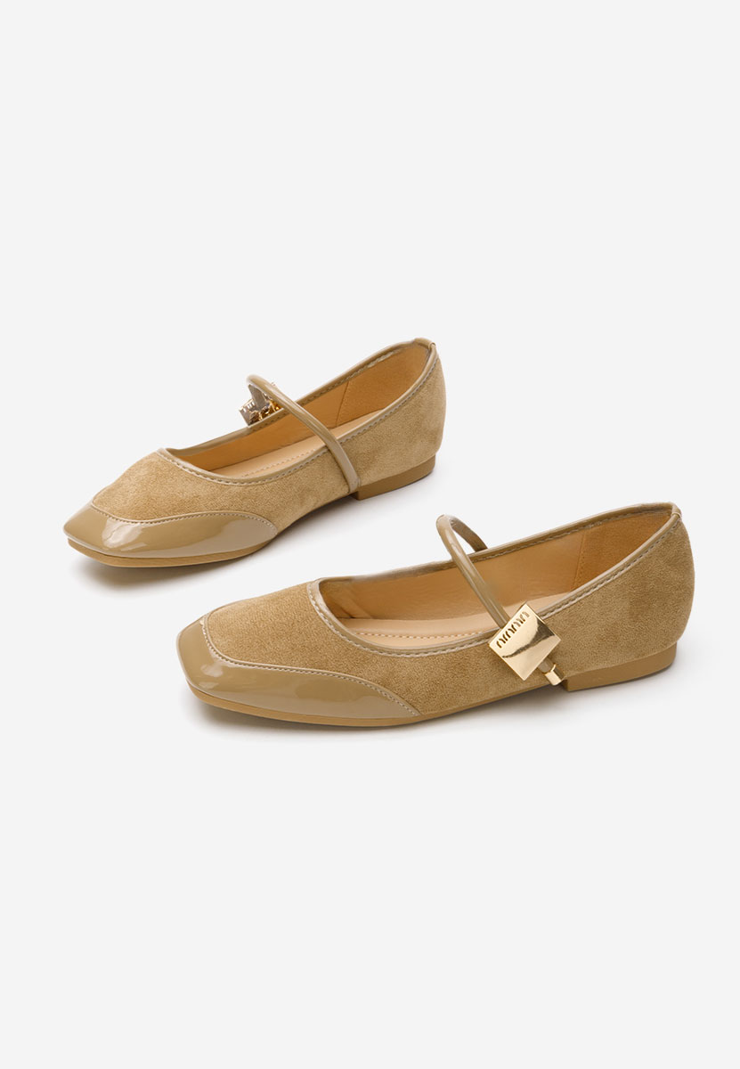 Balerini dama Melyda kaki