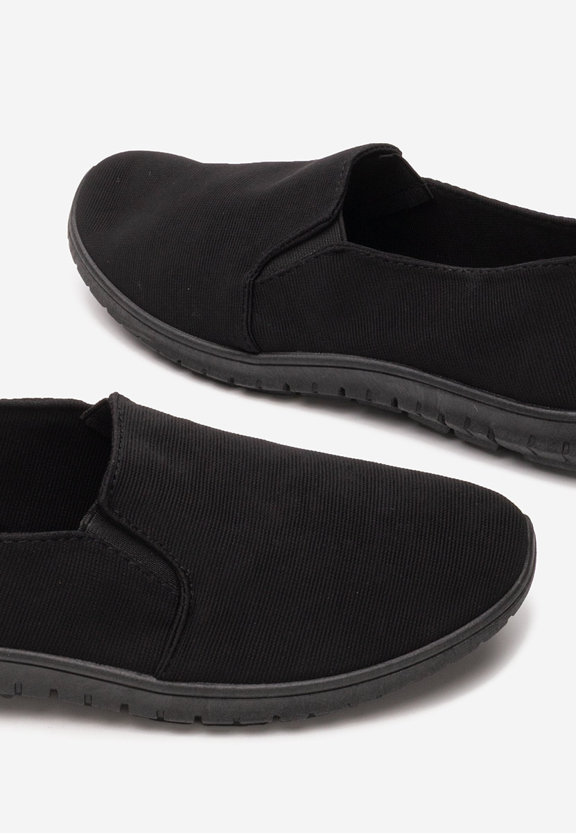 Tenisi Slip-On Gretia negri