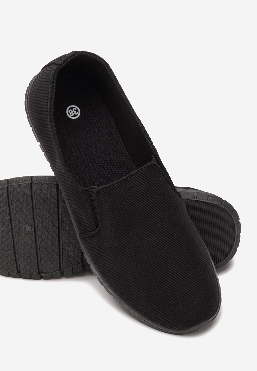 Tenisi Slip-On Gretia negri