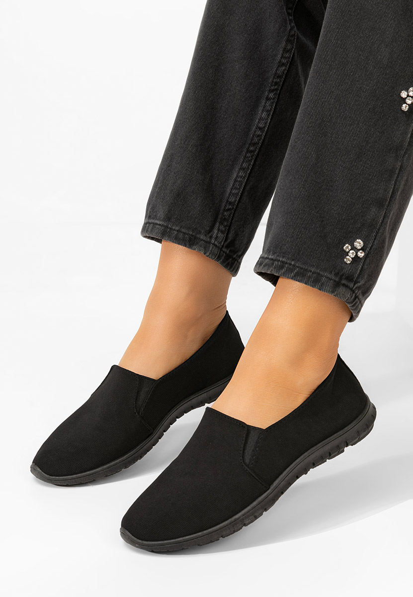 Tenisi Slip-On Gretia negri