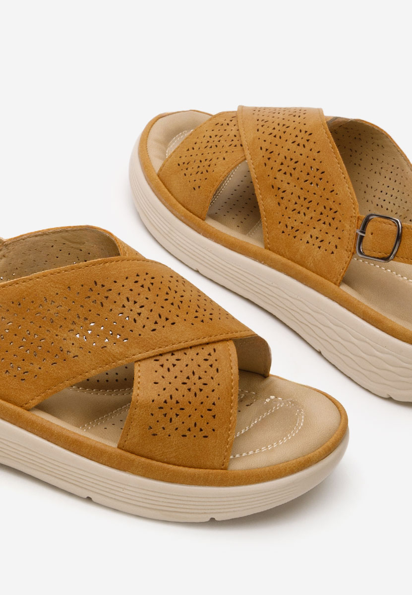 Sandale cu talpa groasa Fanya camel