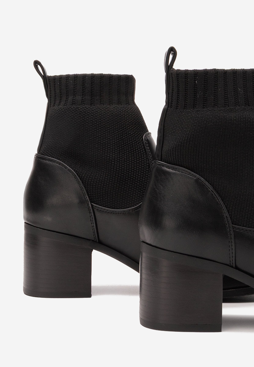 Botine cu toc Domenica negre