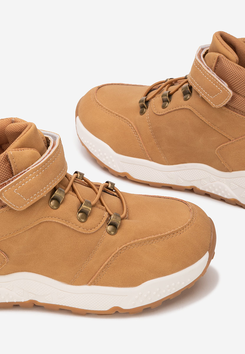 Ghete baieti Isnor camel