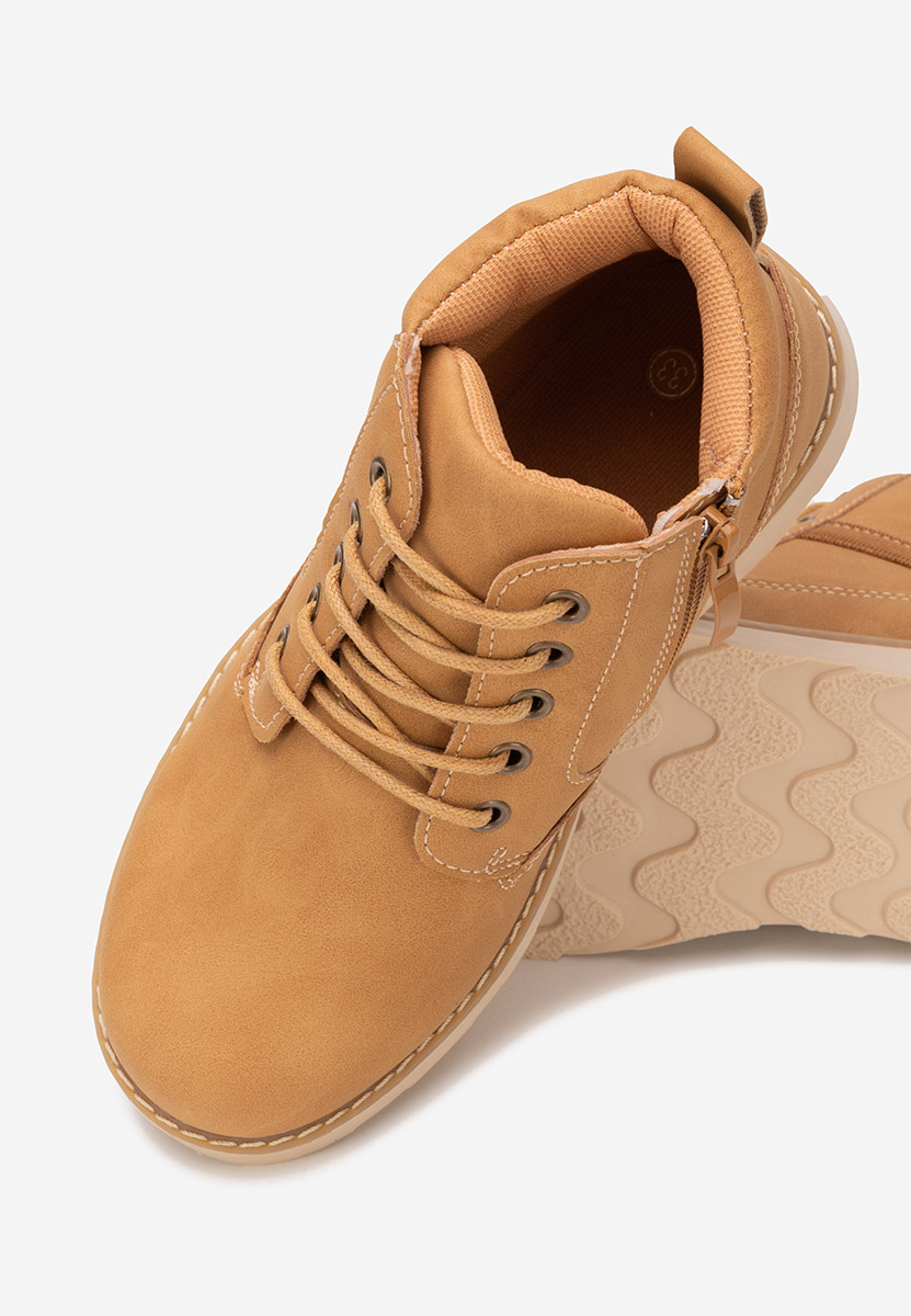 Ghete baieti Torven camel