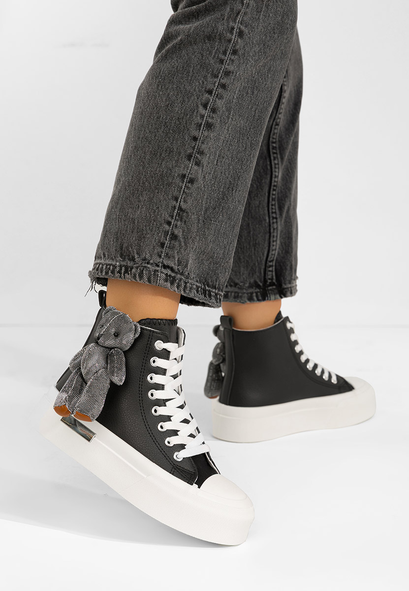 Tenisi inalti dama Alisea negri