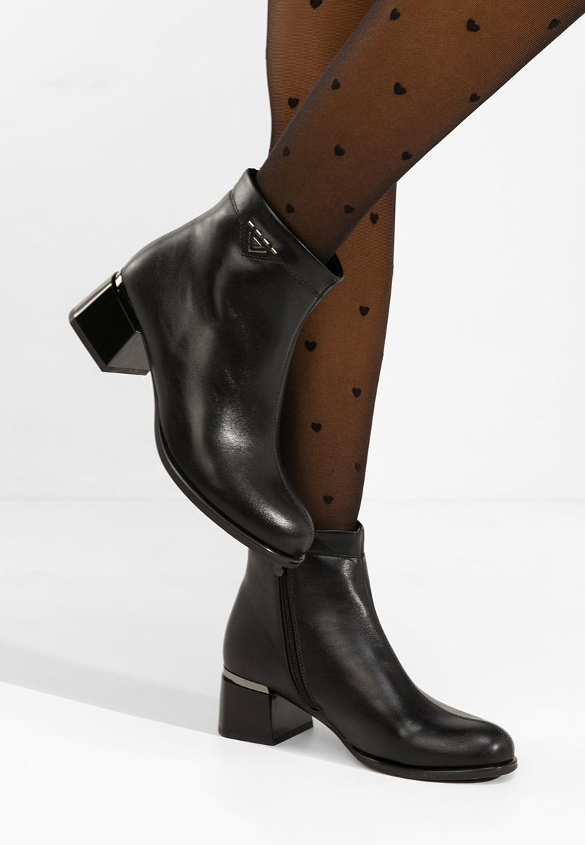 Botine cu toc Takita V2 negre