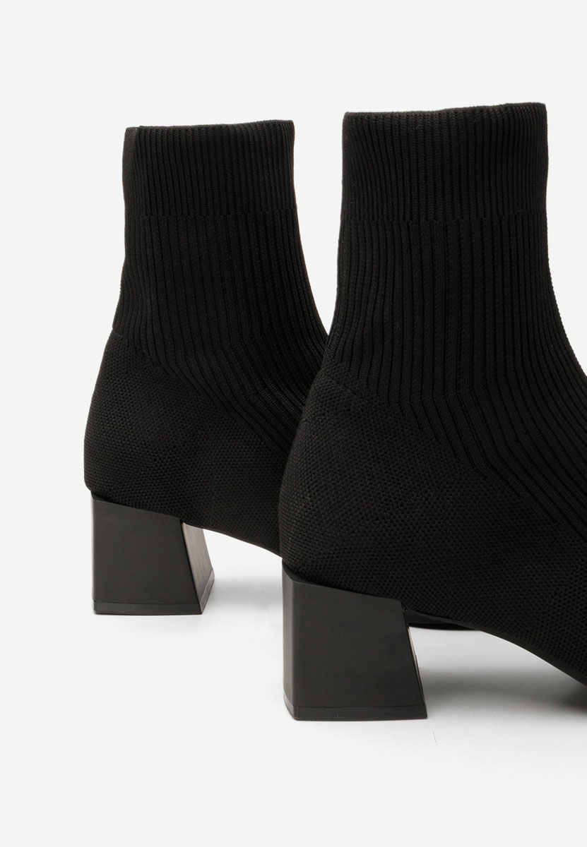 Botine tip soseta Renatia negre