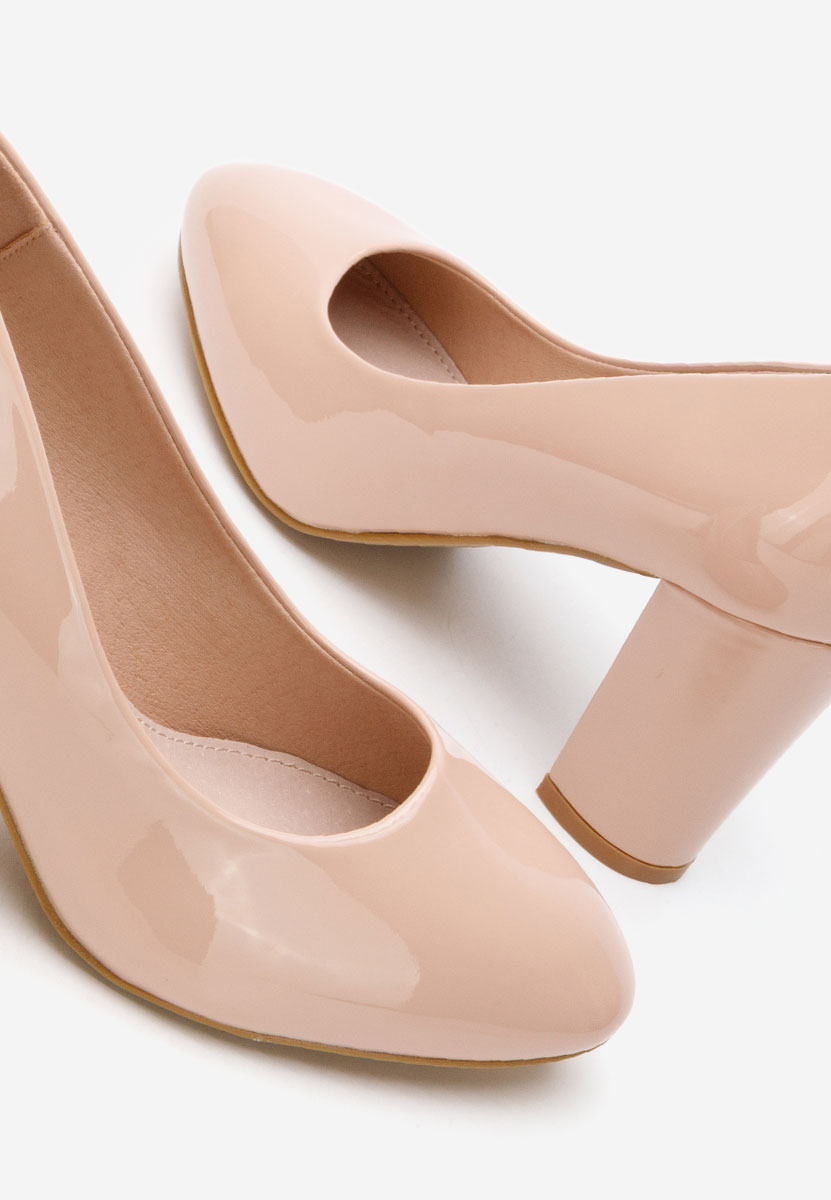 Pantofi cu toc lacuiti Chique V5 bej