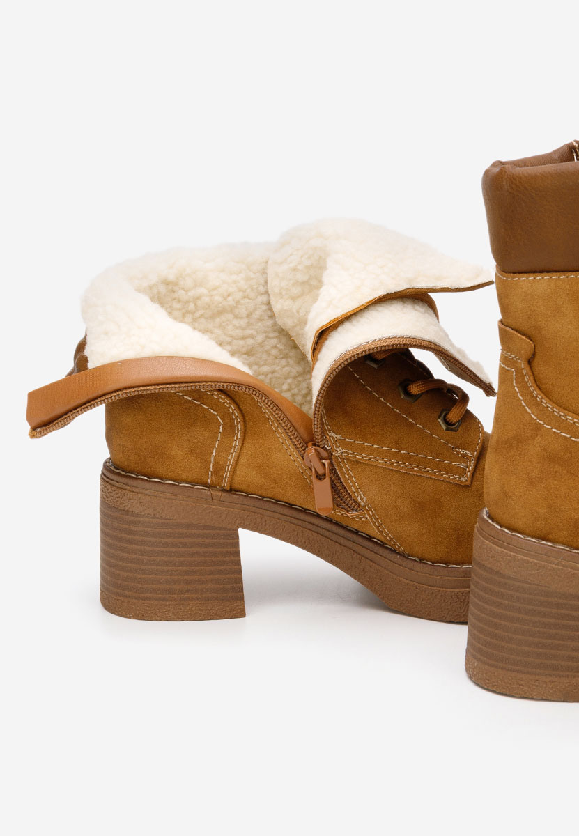 Ghete cu toc Celoria camel