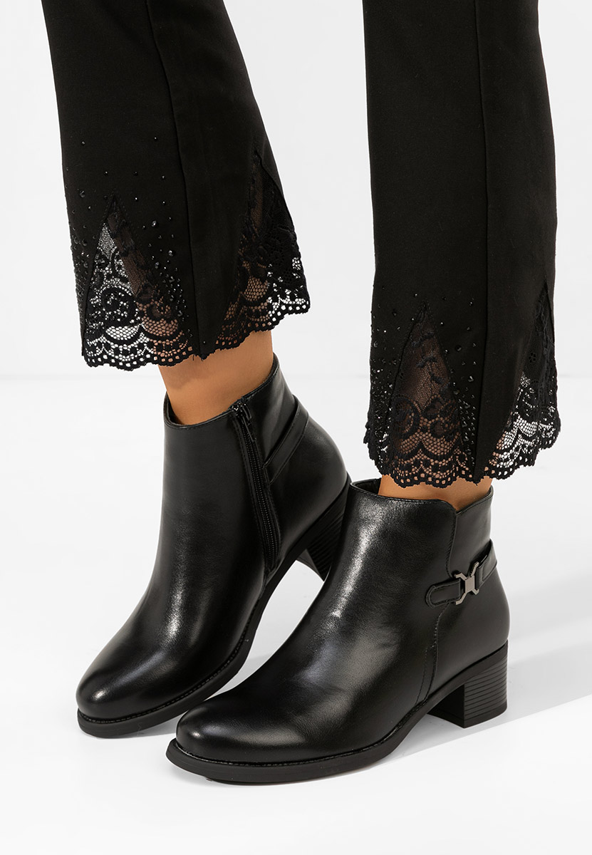 Ghete cu toc Ilvoria negre