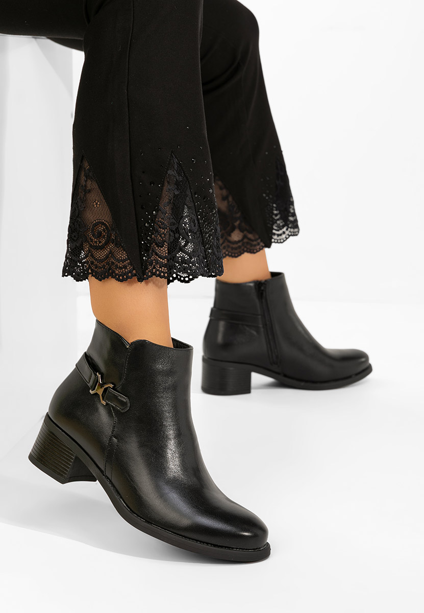 Ghete cu toc Ilvoria negre