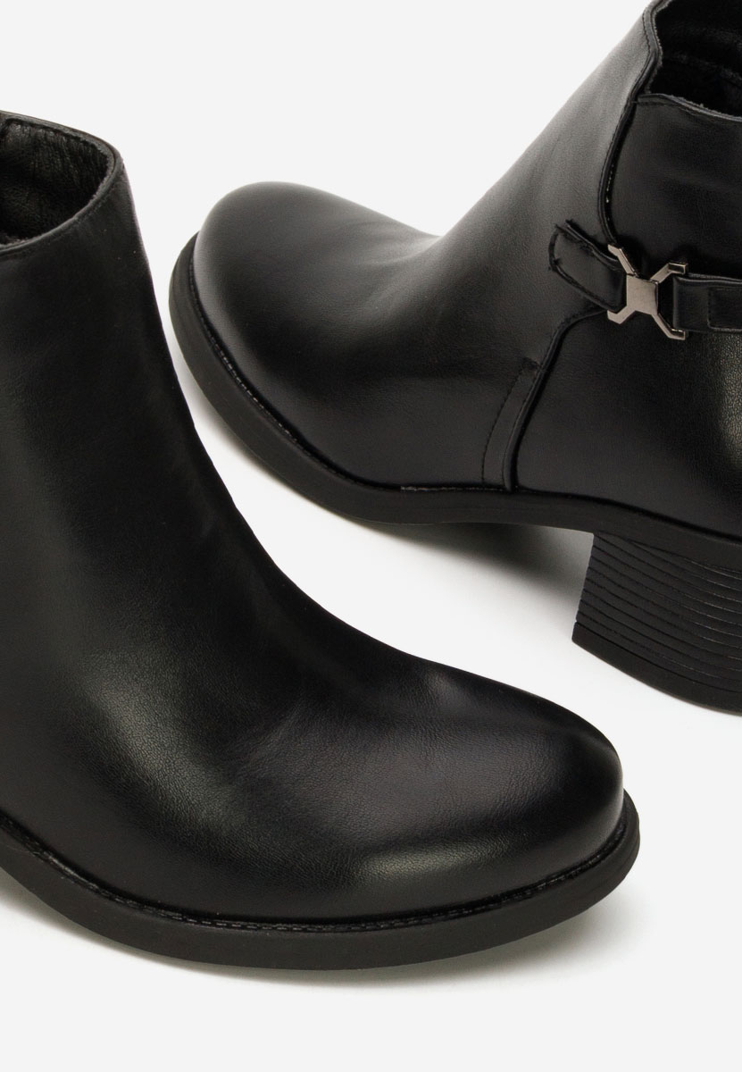 Ghete cu toc Ilvoria negre