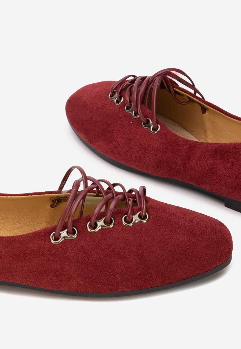 Balerini dama Carela rosii Balerini dama Carela rosii