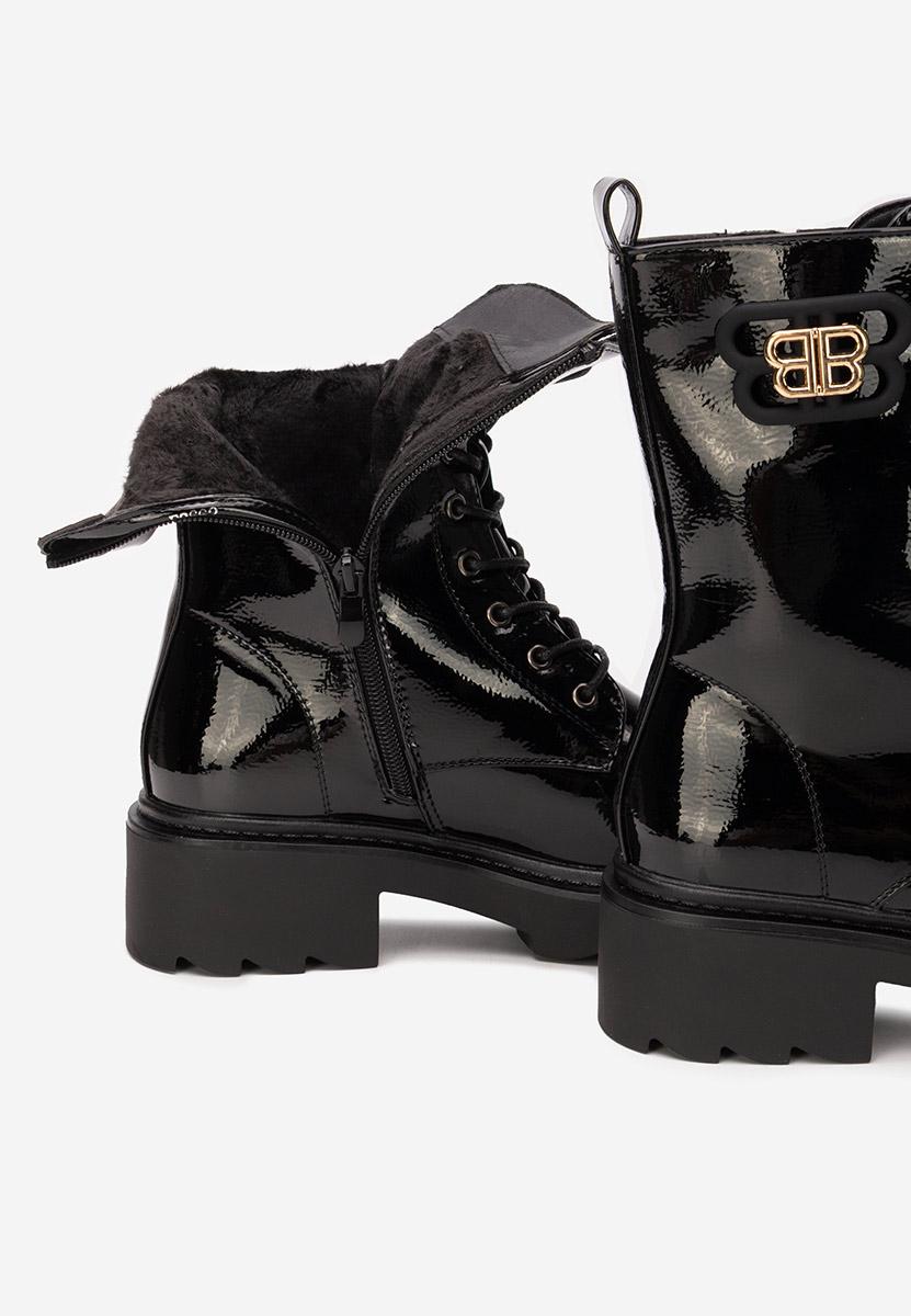 Bocanci dama Bettina negri