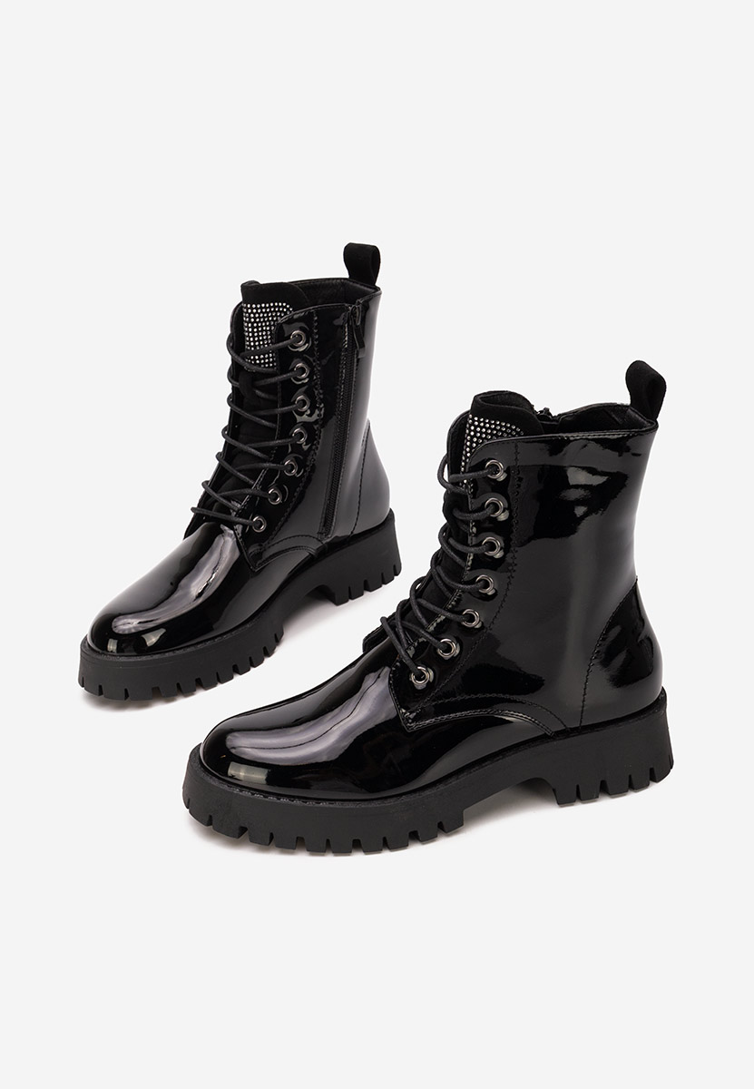 Bocanci lacuiti dama Claudine negri