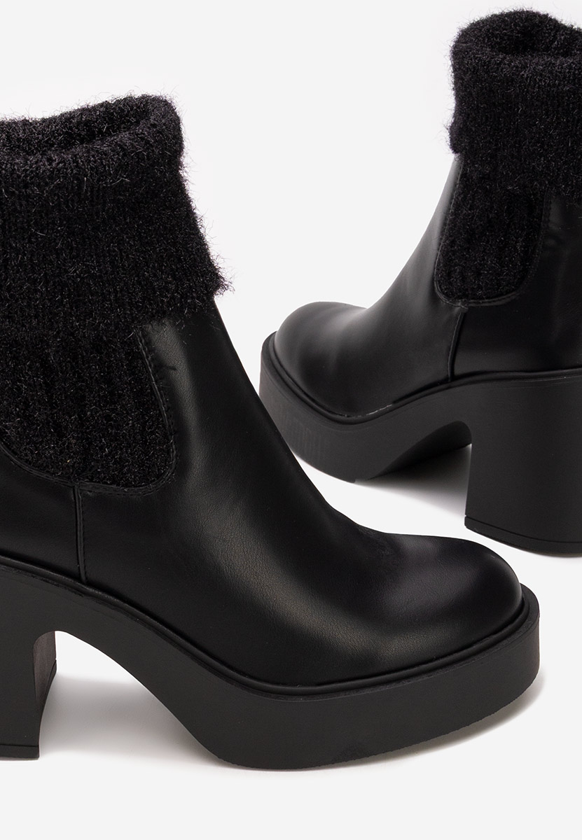 Ghete tip soseta Philippa negre