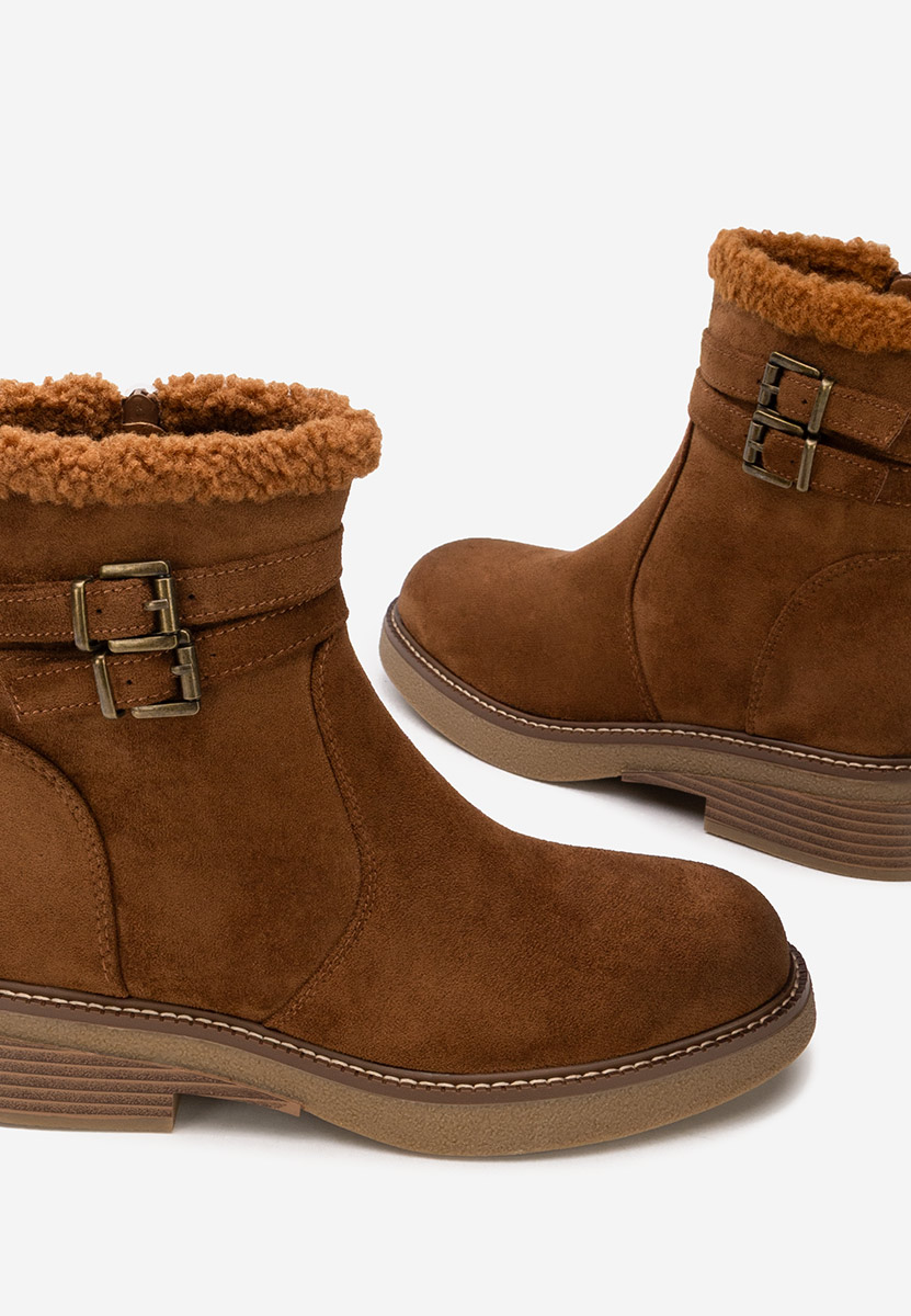 Ghete dama Isaria camel