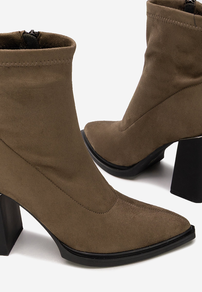 Botine cu toc gros Carisma maro