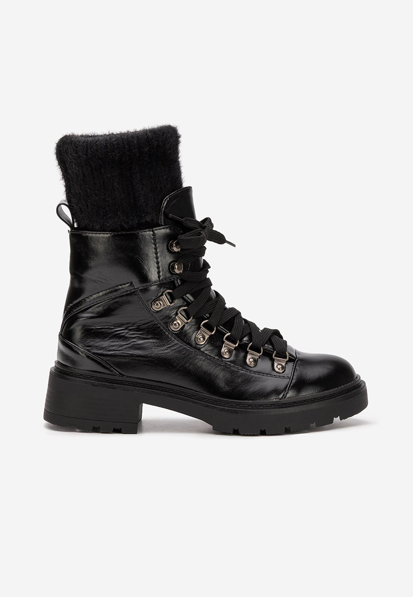 Bocanci dama Simonia negri