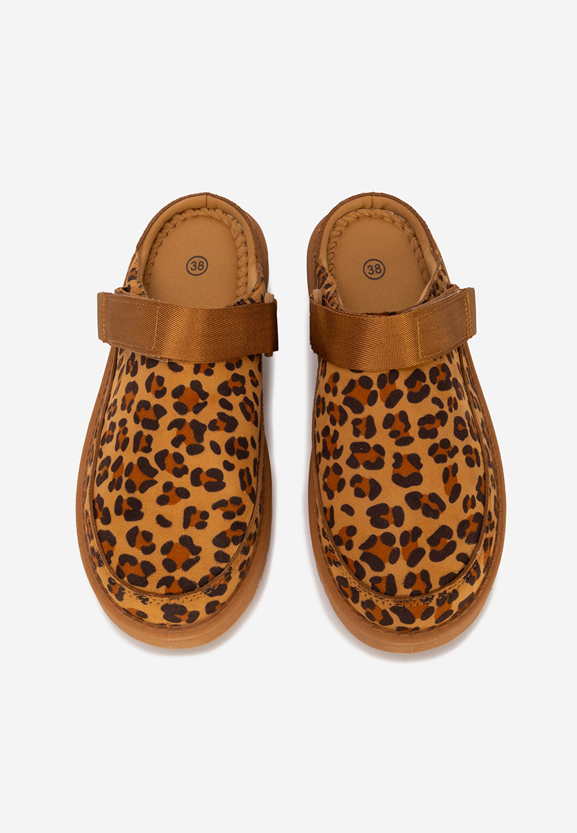 Saboti dama Simiona leopard