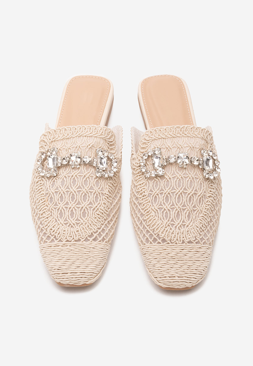 Saboti dama Jamila bej