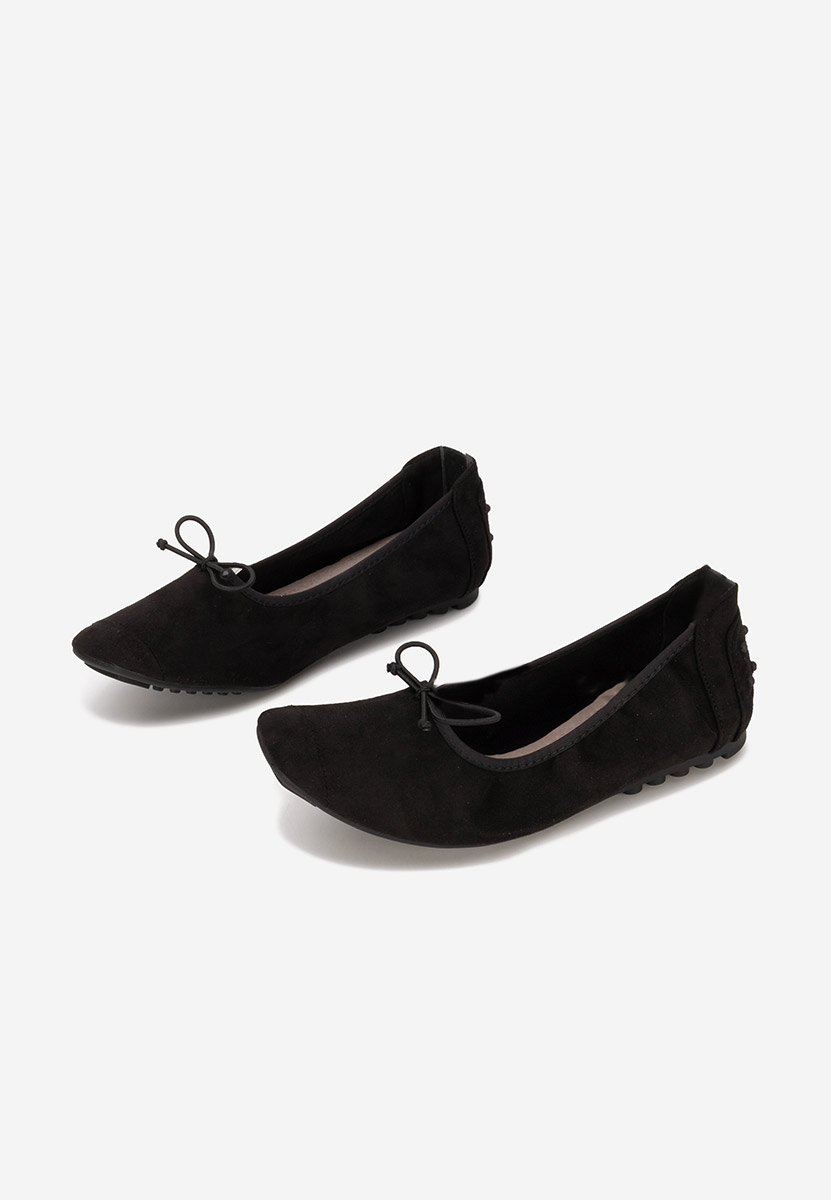 Balerini dama Amania negri