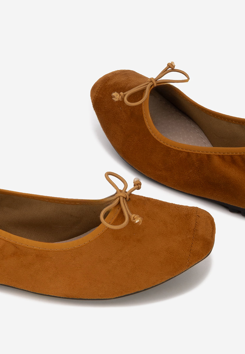 Balerini dama Amania camel