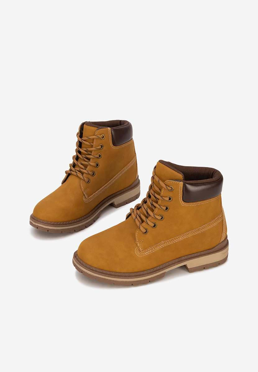 Bocanci dama Jasvira camel