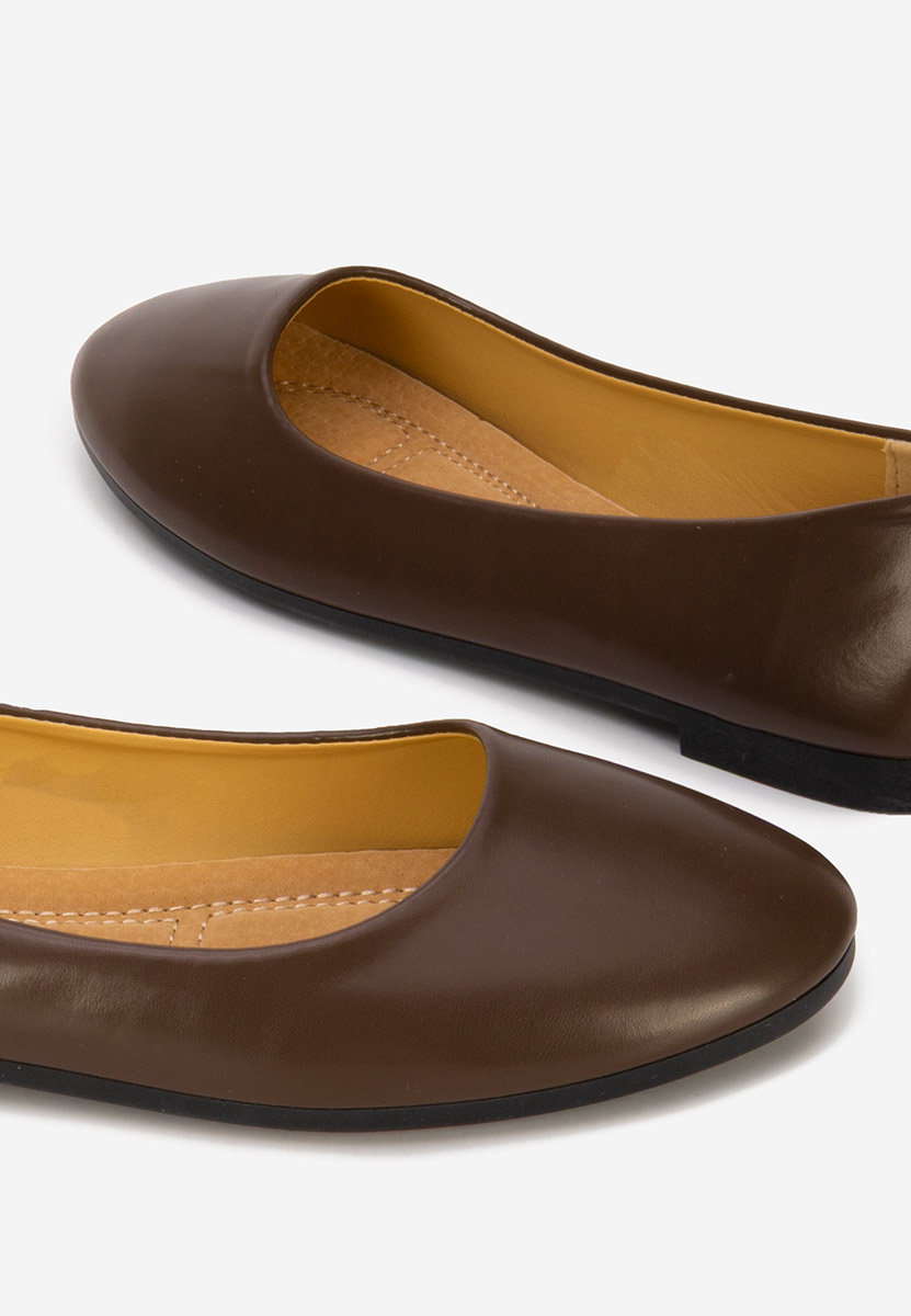 Balerini dama Zoenia maro