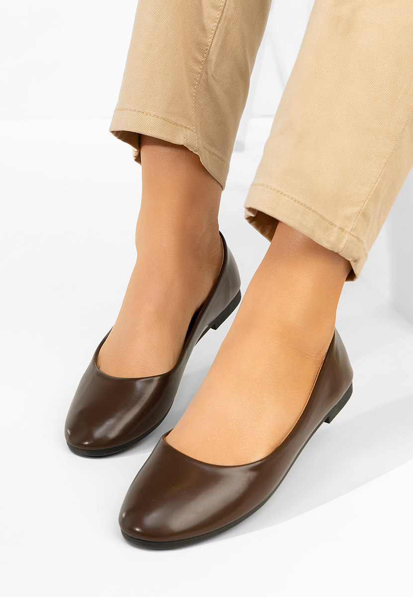 Balerini dama Zoenia maro