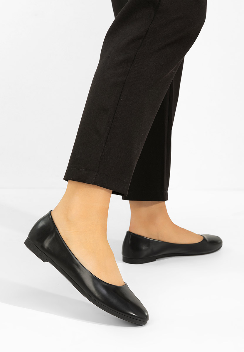 Balerini dama Zoenia negri