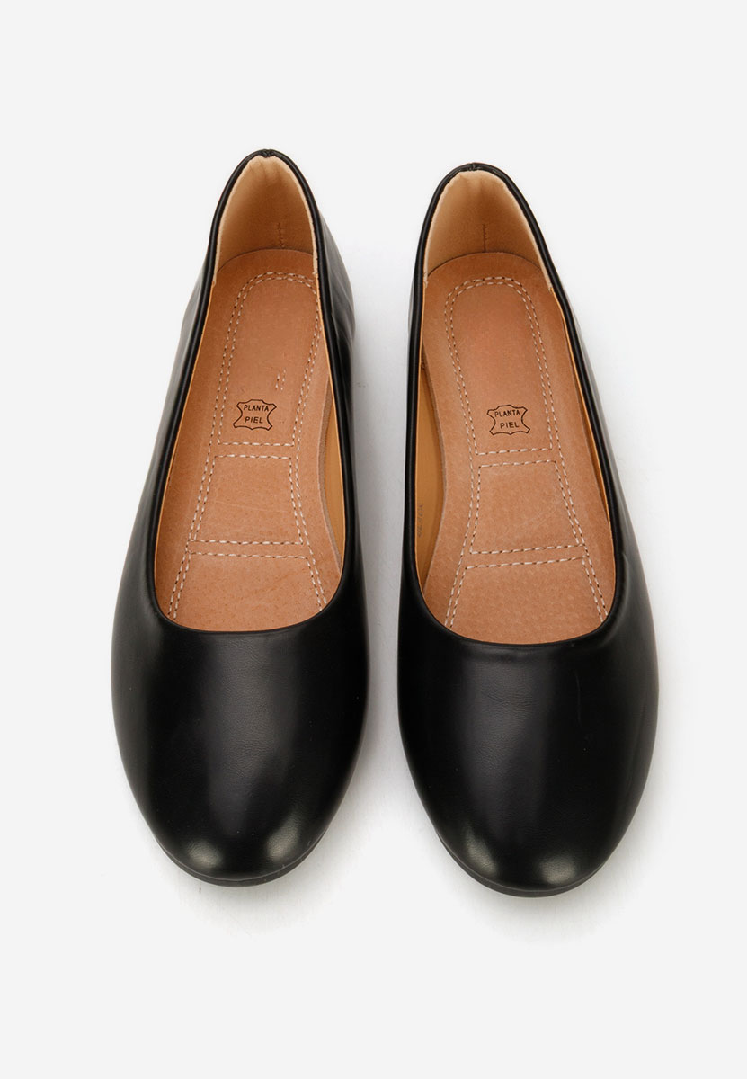 Balerini dama Zoenia negri