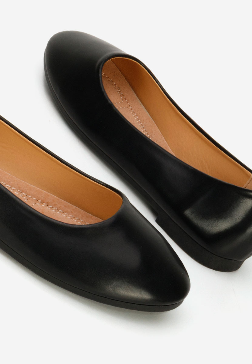 Balerini dama Zoenia negri