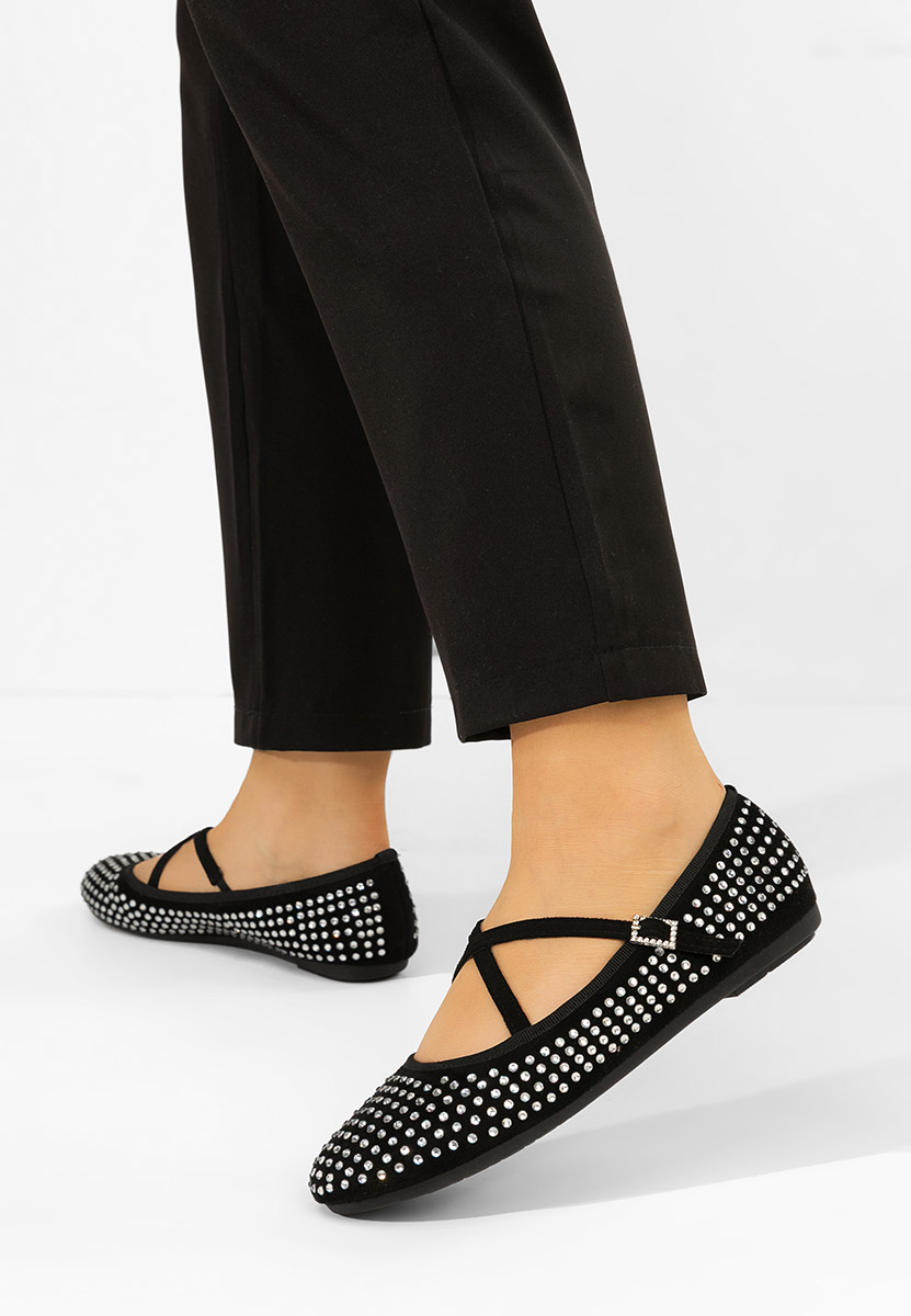 Balerini cu bareta Karemy negri