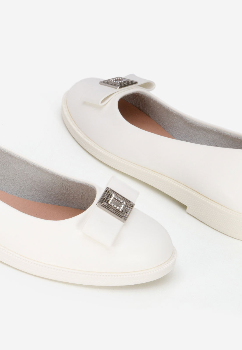 Balerini dama Sidiona albi